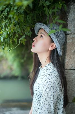 明明是配角却被王子宠爱了全集免费观看