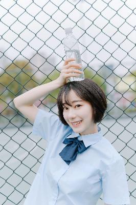 日本适合十八岁以上的护肤品红桃