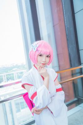 亭亭玉立四月天月色阑珊处情已晚