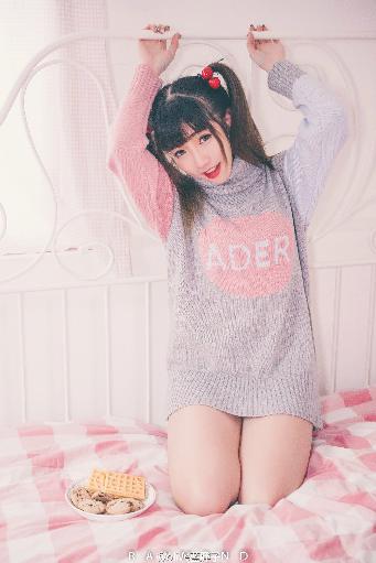 他的巨物撑开她的花缝的导演是谁