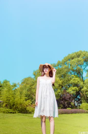 善良的女秘书的目的